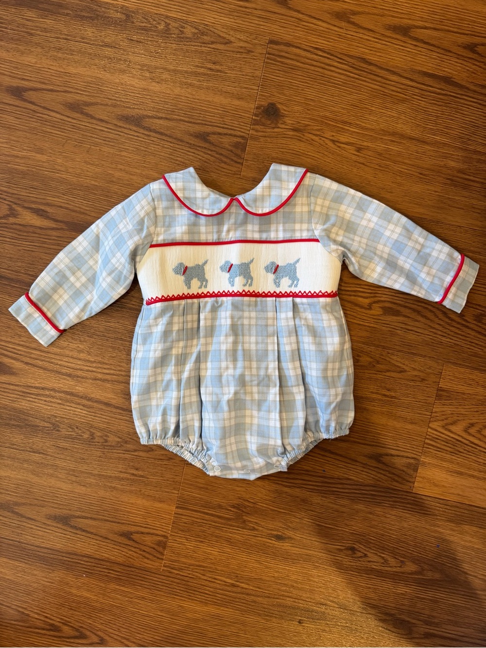 Stitchy Fish Smocked Puppy Bubble